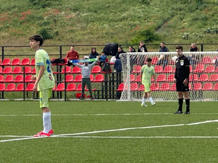 Un club, o familie: Creștem împreună prin fotbal pentru copii