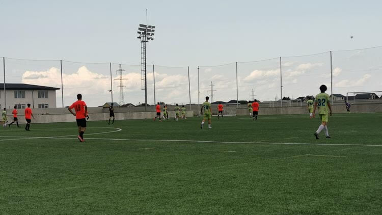 u19
